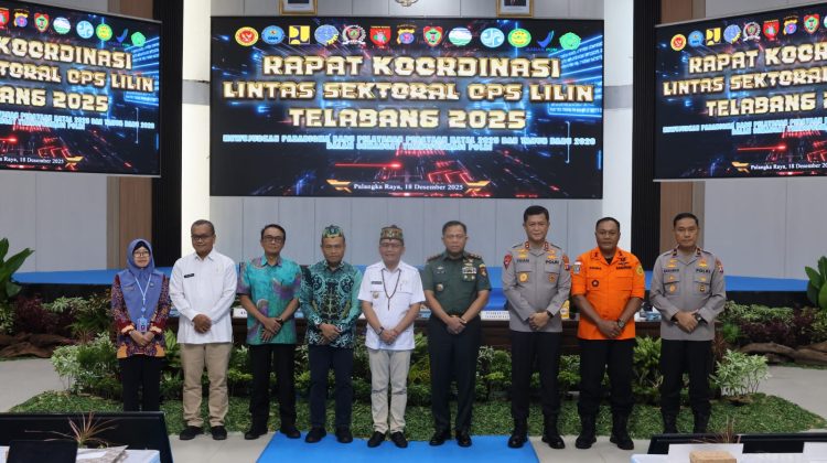 Polda Kalimantan Tengah (Kalteng) menggelar rapat koordinasi lintas sektoral dalam rangka Operasi Kepolisian Terpusat 'Lilin Telabang 2025', bertempat di Graha Bhayangkara, Mapolda setempat, Jl. Tjilik Riwut Km.1, Kota Palangka Raya, Kamis (18/12/2025).