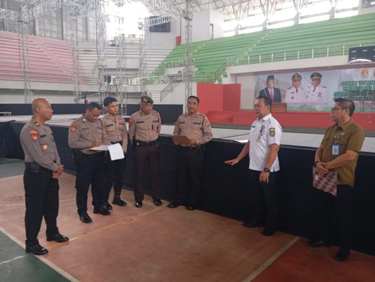 Kegiatan tersebut dilaksanakan di GOR Indoor Jalan Tjilik Riwut Km 5,5 Kota Palangka Raya sebagai lokasi yang akan digunakan untuk perayaan Natal tingkat Provinsi Kalimantan Tengah.