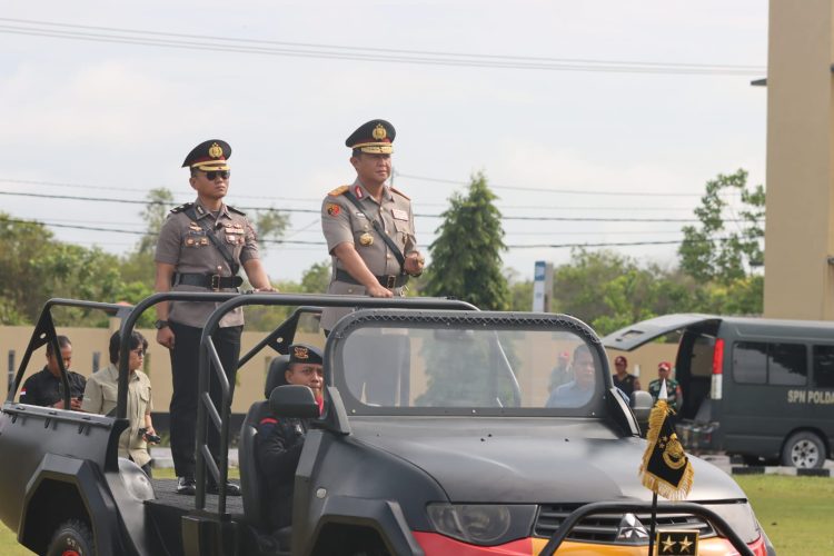 Pelantikan tersebut dipimpin langsung, Kapolda Kalteng Irjen Pol Iwan Kurniawan, S.IK., M.Si. , bertempat di Lapangan SPN Polda Kalteng, Desa Bukit Rawi, Kec. Kahayan Tengah, Kab. Pulang Pisau, Rabu (24/12/2025).