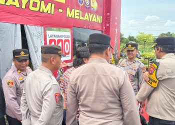 Kegiatan pengecekan tersebut dipimpin oleh Tim Supervisi Polda Sumsel yang diketuai Kompol Dedi, didampingi Waka Polres Ogan Ilir Kompol Helmi A, S.H., M.H., serta dihadiri Kabag SDM AKP Burnani, S.H., Kabag Ren Kompol Nazirin, Kasat Intelkam AKP Hendri, S.H., Kapolsek Pemulutan IPTU Nugrah Angga Oktari, S.H., para PJU Polres Ogan Ilir, dan personel Pos Pam Nataru.