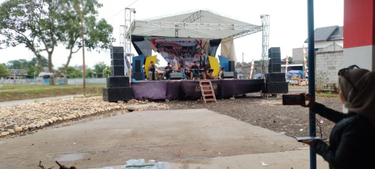Peresmian Sekretariat Desa Tangguh Bencana (Destana) Pemerintah Desa Cikahuripan Kecamatan Klapanunggal Kabupaten Bogor.