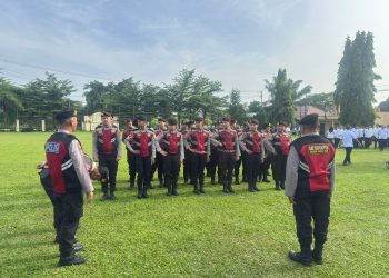 Sat Samapta Polres Ogan Ilir melaksanakan apel pagi fungsi sebagai bagian dari kegiatan rutin pembinaan internal, Senin (5/1/2026) pagi.