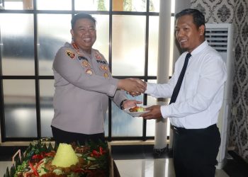 Kapolresta Palangka Raya menggelar acara sederhana yang berlangsung di ruang lobi Mapolresta Palangka Raya, Senin (5/1/2026).