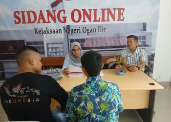 Polres Ogan Ilir melalui Polsek Tanjung Batu kembali menunjukkan komitmennya dalam penegakan hukum dengan melaksanakan pelimpahan tersangka dan barang bukti (Tahap II) ke Kejaksaan Negeri Ogan Ilir.