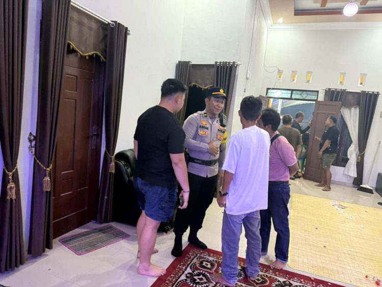 Laporan diterima dari warga mengenai adanya suara musik dengan volume keras yang berlangsung sejak sore hingga dini hari dan mengganggu ketenangan lingkungan di Jalan Menteng X, Kelurahan Menteng, Kecamatan Jekan Raya.