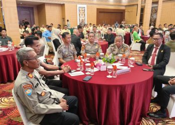 Polresta Palangka Raya turut menghadiri kegiatan Peringatan Hari Ulang Tahun (HUT) Satuan Pengamanan (Satpam) ke-45 Tahun 2025 tingkat Provinsi Kalimantan Tengah yang digelar di Ballroom Aquarius Hotel Palangka Raya. Kamis 8/1/2026.