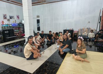 Dialog yang dilaksanakan di Kelurahan Petuk Barunai, Kecamatan Rakumpit tersebut turut dihadiri perwakilan organisasi kemasyarakatan Tariu Borneo Bangkule Rajakng (TBBR) sebagai pendamping, sehingga penyampaian aspirasi dari masing-masing pihak dapat berlangsung secara tertib dan saling menghargai.