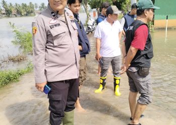 Kegiatan pemantauan dilakukan bersama Babinsa, Bhabinkamtibmas, Ketua LPM Kelurahan Kedaton, mahasiswa KKN Universitas Muhammadiyah Palembang angkatan ke-65, serta jajaran staf kelurahan. Pemantauan terfokus di wilayah rawan terdampak, terutama di Lingkungan III RT 06, Kecamatan Kayuagung, Kabupaten Ogan Komering Ilir (OKI).