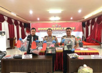 Polres Barito Timur Polda Kalimantan Tengah menggelar kegiatan Press Release terkait pengungkapan tindak pidana pembunuhan serta tindak pidana persetubuhan terhadap anak. Kegiatan tersebut dilaksanakan pada Senin, 19 Januari 2026, pukul 14.00 WIB, bertempat di Aula Pratisara Wirya Polres Barito Timur.