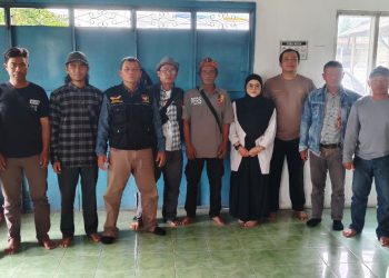 Mediasi tersebut dihadiri oleh Kepala Desa Pandansari, Kepala Dusun Dukuh Taman, Ketua RT, Babinsa, Bhabinkamtibmas, awak media, serta perwakilan LSM.