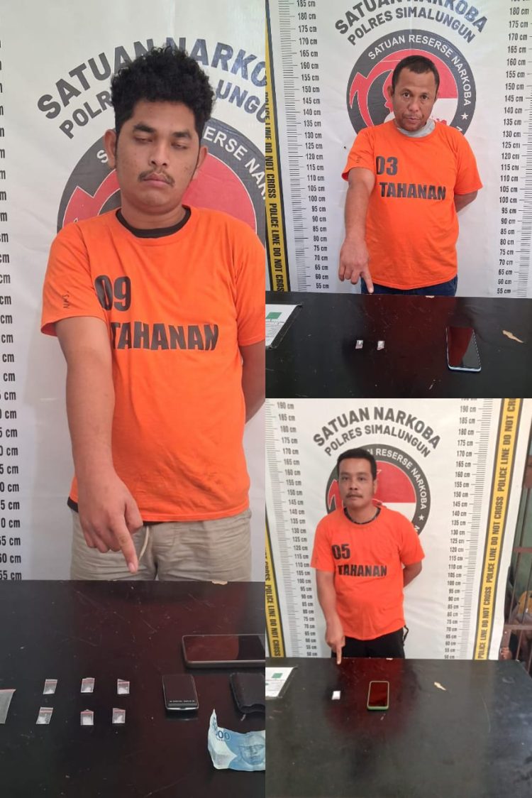 tiga orang pria diamankan beserta sejumlah barang bukti narkotika, Selasa malam, 20 Januari 2026.
