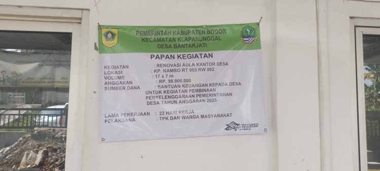 Renovasi Aula Kantor Desa Bantarjati Kecamatan Klapanunggal Kabupaten Bogor,senilai Rp.98.000.000 (Sembilan puluh delapan juta rupiah).