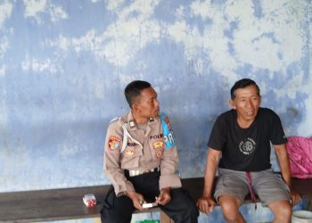 Polsek Rakumpit Polresta Palangka Raya melaksanakan kegiatan sambang dan dialog bersama warga di wilayah Kecamatan Rakumpit, guna menanamkan pentingnya menjaga keamanan dan ketertiban masyarakat sebagai komitmen bersama.