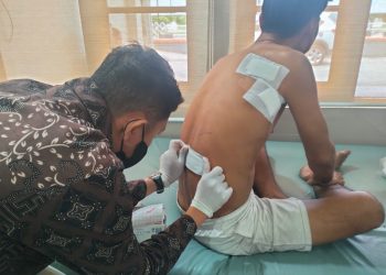 Pemeriksaan kesehatan tersebut dilakukan terhadap tahanan Unit Jatanras perkara penganiayaan atas inisial Ja, dengan membawa yang bersangkutan ke Ruang UGD RS Bhayangkara Palangka Raya guna mendapatkan penanganan medis lanjutan.