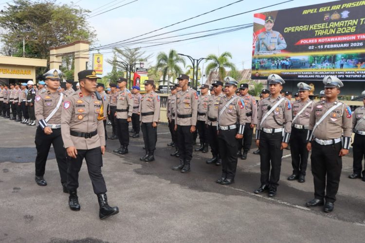 Polres Kotawaringin Timur (Kotim) menggelar apel pasukan Operasi Keselamatan Telabang 2026, di halaman Mapolres Kotim, Kapolres Kotim, AKBP Resky Maulana Zulkarnain, S.H., S.I.K., M.H., diwakili Waka Polres Kompol Christian Maruli Tua Siregar, S.I.K., M.M.,
