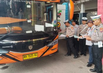 Satuan Lalu Lintas (Satlantas) Polresta Palangka Raya melaksanakan kegiatan ramchek terhadap armada angkutan bus yang beroperasi di wilayah Kota Palangka Raya, Selasa (3/2/2026).