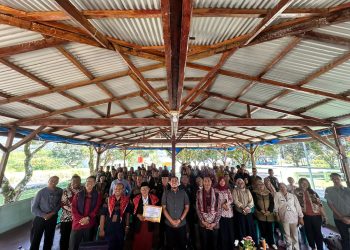 Satgaswil Sumut Densus 88 Antiteror Polri bekerja sama dengan Cabang Dinas Pendidikan Wilayah IV Provinsi Sumatera Utara menggelar sosialisasi bertajuk pencegahan radikalisasi di lingkungan sekolah, Bertempat di Pantai Sinalsal, Tongging, Kabupaten Karo. Kamis (5/2/2026)