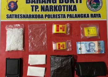 Satuan Reserse Narkoba (Satresnarkoba) Polresta Palangka Raya Polda Kalteng berhasil mengungkap tindak pidana narkotika dengan mengamankan seorang pria berinisial S(45) berikut barang bukti narkotika jenis sabu dengan berat kotor ± 100,84 gram, pada Jumat (6/2/2026) dini hari.