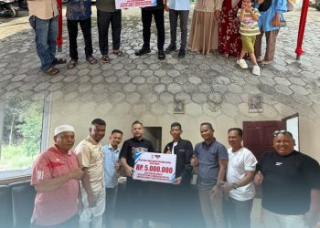 Bantuan tersebut diserahkan pada Rabu (11/2/2026) sebagai bentuk dukungan terhadap kegiatan adat sekaligus memperkuat nilai-nilai keagamaan menjelang bulan suci Ramadan.