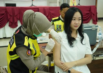Rumah Sakit (Rumkit) Bhayangkara Tingkat III Palangka Raya Polda Kalteng turut ambil bagian dalam Program Sejuta Vaksin Human Papillomavirus (HPV) yang dilaksanakan secara nasional.