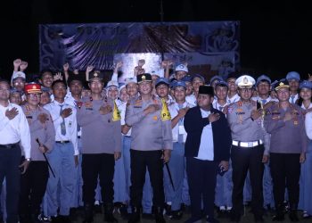 Polda Kalteng di bawah kepemimpinan Irjen Pol Iwan Kurniawan, S.IK., M.Si. , yang membuat gebrakan dengan membentuk 'Polisi Keamanan Sekolah' (PKS) yang dibentuk dari siswa dan untuk siswa.