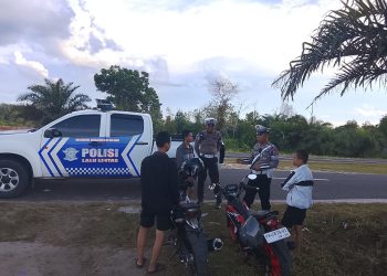 Satuan Lalu Lintas Polresta Palangka Raya menggelar patroli intensif guna mengantisipasi balap liar dan kejahatan jalanan di sejumlah titik rawan di wilayah Palangka Raya, Senin (16/2/2026) mulai pukul 16.00 WIB hingga selesai.