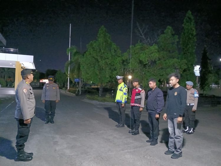 Apel tersebut dipimpin oleh Pawas Polresta Palangka Raya AKP Johanes Wimbo Nirwono dan diikuti personel dari berbagai satuan fungsi yang akan melaksanakan patroli di wilayah Kota Palangka Raya