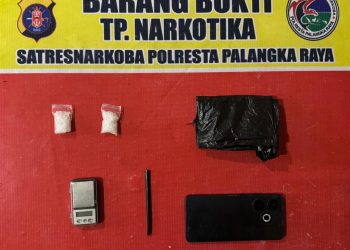 Pada Kamis (19/2/2026) dini hari, petugas berhasil mengungkap kasus tindak pidana narkotika jenis sabu dengan berat kotor ± 10,18 gram di wilayah Kelurahan Kereng Bangkirai, Kecamatan Sabangau, Kota Palangka Raya.