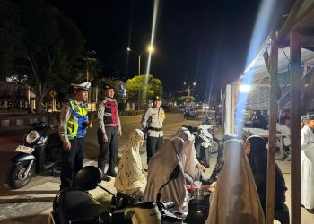Personel Polres Seruyan melaksanakan kegiatan Patroli Dialogis PAMAPTA I pada Jumat (20/2/2026) malam. Kegiatan yang dipimpin oleh IPDA Aprianto ini berlangsung mulai pukul 22.00 WIB hingga selesai.