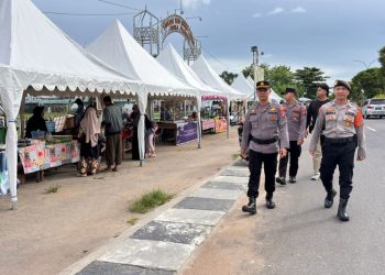 Polres Seruyan melaksanakan kegiatan pengamanan di Pasar Ramadhan yang berlokasi di Stadion Gagah Lurus Kuala Pembuang. Kegiatan pengamanan ini dilaksanakan pada Sabtu (21/2/2026) mulai pukul 15.30 WIB.
