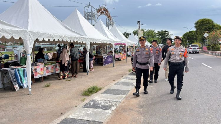 Polres Seruyan melaksanakan kegiatan pengamanan di Pasar Ramadhan yang berlokasi di Stadion Gagah Lurus Kuala Pembuang. Kegiatan pengamanan ini dilaksanakan pada Sabtu (21/2/2026) mulai pukul 15.30 WIB.