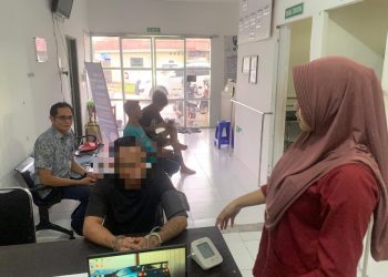 Seksi Kedokteran dan Kesehatan (Sidokkes) Polresta Palangka Raya melaksanakan pelayanan kesehatan terpadu bagi personel Polri, keluarga, masyarakat umum, serta pemeriksaan kesehatan tahanan di Klinik Polresta Palangka Raya, Jum’at (27/2/2026).