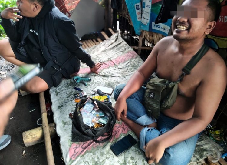 Suasana di Lokasi Penjualan Tramadol Kecamatan Garut Kota,Kabupaten Garut. (Foto. Dok. RH/Mitrapolri.com)