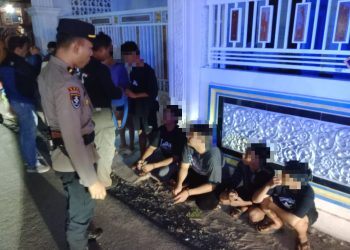 Informasi yang diterima menyebutkan adanya sekelompok remaja yang diduga akan melakukan aksi tawuran di kawasan Jalan Nila Putih, Kelurahan Bukit Tunggal, Kecamatan Jekan Raya, Kota Palangka Raya.