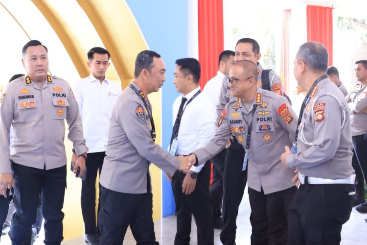 Kapolda Sumatera Selatan, Irjen Pol Dr. Sandi Nugroho, S.I.K., S.H., M.Hum., menghadiri secara langsung Rapat Koordinasi Lintas Sektoral (Rakor Linsek) Bidang Operasional Kesiapan Operasi Ketupat 2026 yang dipimpin Kapolri di STIK Lemdiklat Polri, Jakarta, Senin (2/3/2026).