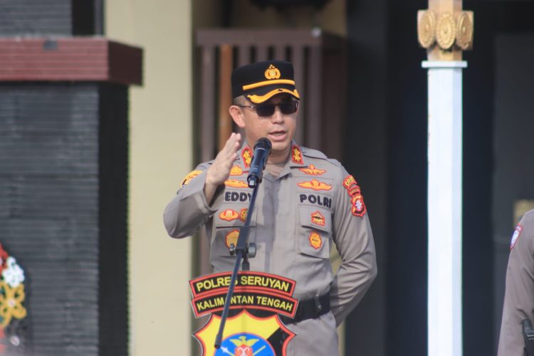 Kapolres Seruyan, AKBP Beddy Suwendi, S.H., S.I.K., memimpin Apel Jam Pimpinan yang berlangsung di halaman Markas Komando Polres Seruyan pada Rabu (04/03/2026) pagi.