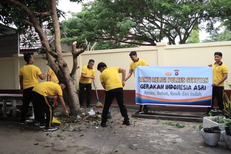 Personel yang diterjunkan adalah PAMAPTA II Polres Seruyan IPDA WILLI OSKAR beserta tim. Sesampainya di lokasi sekitar pukul 21.43 WIB, petugas menemukan lahan yang terbakar berada di pinggir Jalan Simpang Kuala Pembuang.