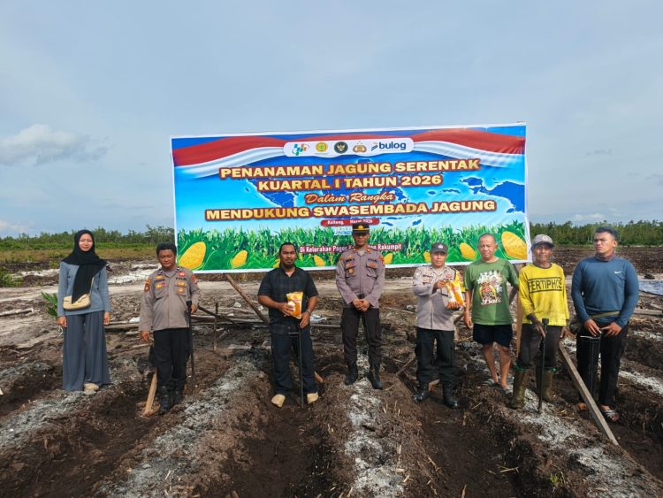 Kegiatan penanaman tersebut dilakukan di lahan seluas kurang lebih satu hektare dan merupakan bagian dari penanaman jagung serentak Kuartal I Tahun 2026 yang dilaksanakan secara nasional.