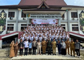 Polresta Palangka Raya menghadiri kegiatan pembukaan Seleksi Pasukan Pengibar Bendera Pusaka (Paskibraka) tingkat Kota Palangka Raya Tahun 2026 yang dilaksanakan di halaman Kantor Badan Kesatuan Bangsa dan Politik (Kesbangpol) Kota Palangka Raya, Jalan G. Obos XI Lingkar Dalam.