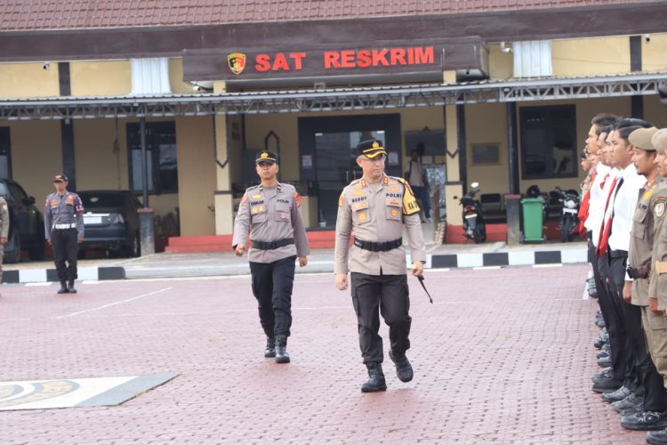 Kepolisian Resor (Polres) Seruyan menggelar Apel Gelar Pasukan dalam rangka Operasi Ketupat Telabang Tahun 2026, bertempat di Lapangan Apel Mapolres Seruyan, Kamis (12/3/2026) sore.