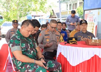 Bertempat di Kantor Satpolairud Polres Seruyan, pada Jumat pagi (13/3/26) pukul 09.00 WIB telah dilaksanakan Zoom Meeting Bazar/Pasar Murah dalam rangka "Gerakan Pangan Murah Polri Serentak" yang dilaksanakan secara serentak di seluruh Indonesia dengan melibatkan jajaran Polda dan Polres.