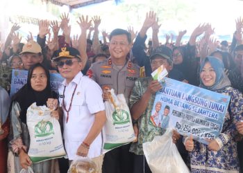 Kapolda Kalteng usai kegiatan penyerahan pangan dan GPM yang dilaksanakan di Sampuraga Lama, Kobar dalam rangka Hari Besar Keagamaan Nasional Ramadhan dan Hari Raya Idul Fitri Tahun 1447 H/2026 M, Minggu (15/3/2026).