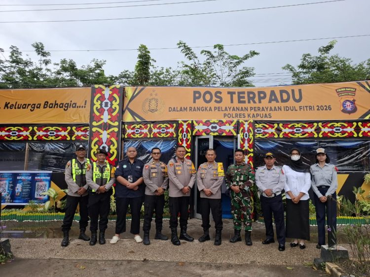 Kepala Biro Operasi (Karoops) Polda Kalteng, Kombes Pol. Sugeng Riyadi, melakukan peninjauan langsung ke Pos Terpadu pengamanan Operasi Ketupat Telabang 2026 di wilayah hukum Polres Kapuas dan Polres Pulang Pisau, Senin (16/3/2026).