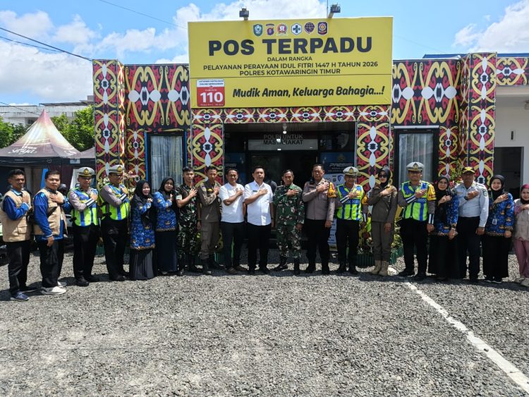 Tim Inspektorat Pengawasan Daerah (Itwasda) Polda Kalimantan Tengah yang di pimpin oleh Kombes Pol Andiyatna,S.I.K.,M.M dan di dampingi oleh Kabagops Polres Kotim Kompol Marsono,S.H.,M.M.melaksanakan kegiatan Pengecekan Pos Terpadu, kelengkapan personil termasuk dari instansi yang terkait, cek kesehatan gratis, dan servis motor gratis, dalam Operasi Ketupat Telabang 2026 bertempat di Islamic Center Jalan Jenderal Sudirman Km 3 Sampit. Selasa pagi (17/03/26).