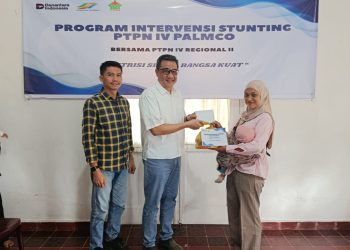 Penyelenggaraan Program Pengentasan Stunting Tahun 2026 bertema “Nutrisi Sehat, Bangsa Kuat”. Kegiatan ini dilaksanakan di PTPN IV Regional II Kebun Bah Birung Ulu, Selasa (17/3).