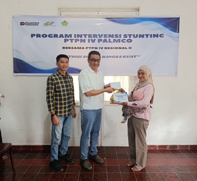 Penyelenggaraan Program Pengentasan Stunting Tahun 2026 bertema “Nutrisi Sehat, Bangsa Kuat”. Kegiatan ini dilaksanakan di PTPN IV Regional II Kebun Bah Birung Ulu, Selasa (17/3).