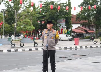 Kapolda Kalimantan Tengah (Kalteng) Irjen Pol Iwan Kurniawan, S.IK., M.Si. bersama Gubernur H. Agustiar Sabran, melepas 626 Pemudik dalam program Mudik Gratis Angkutan Lebaran 1447 Hijriah, bertempat di Bundaran Besar, Kota Palangka Raya, Rabu (18/3/2026).