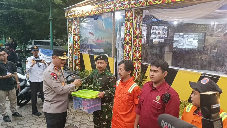 Kegiatan patroli yang turut melibatkan personel dari TNI, Dinas Perhubungan, dan Jasa Raharja serta sejumlah unsur terkait lainnya ini, dilepas secara langsung oleh Kapolda Kalteng, Irjen Pol Iwan Kurniawan, bertempat di Pos Terpadu Bundaran Besar Palangka Raya, Jumat (20/3/2026).