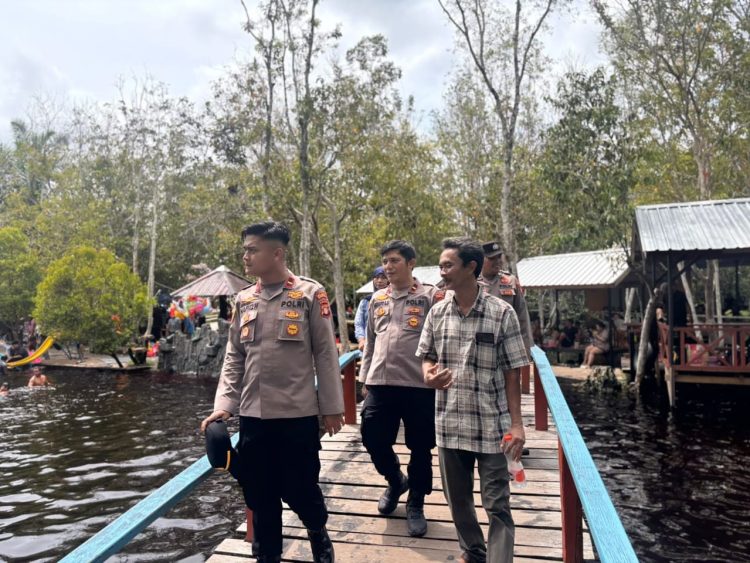 Polresta Palangka Raya melaksanakan pengamanan di kawasan Taman Wisata Alam Surung Danum, Kelurahan Habaring Hurung, Kecamatan Bukit Batu.