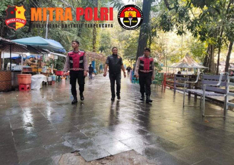 jajaran Polsek Bantimurung Polres Maros menggelar Kegiatan Rutin Yang Ditingkatkan (KRYD) dengan menyasar kawasan Taman Wisata Alam Bantimurung, Selasa (24/3/2026).